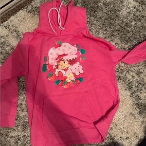 Strawberry Shortcake hooded sweater size M.